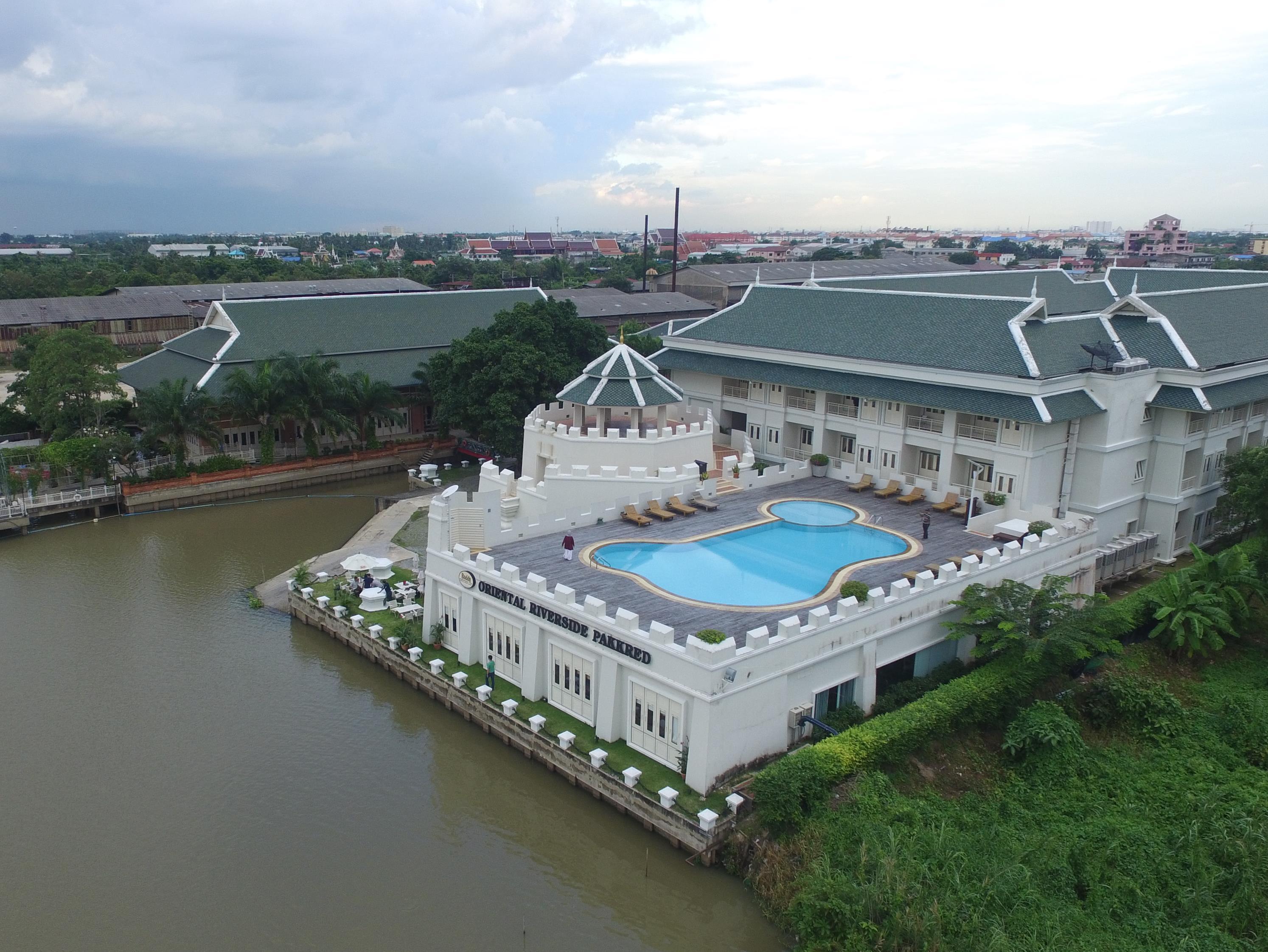 Kalanan Riverside Resort Nonthaburi Extérieur photo