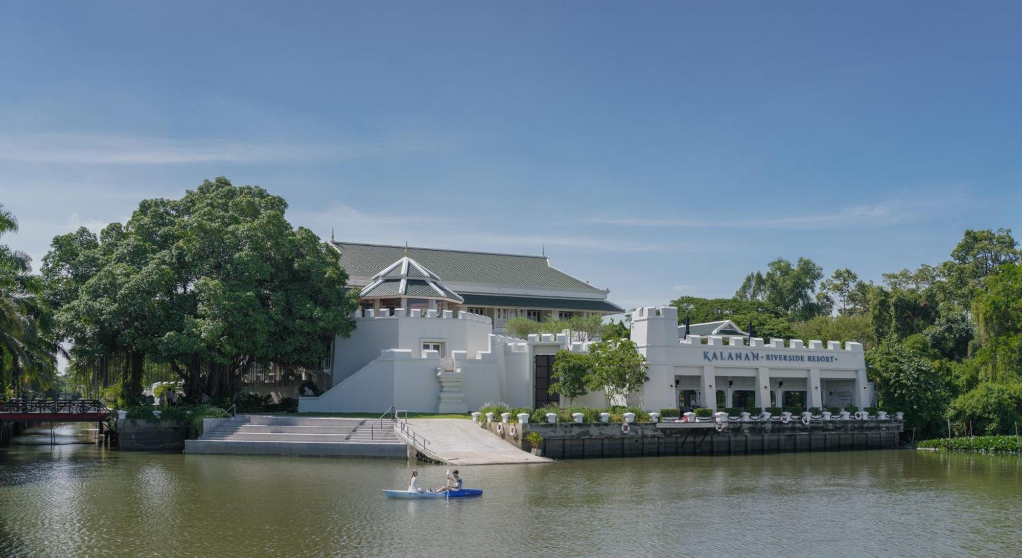 Kalanan Riverside Resort Nonthaburi Extérieur photo