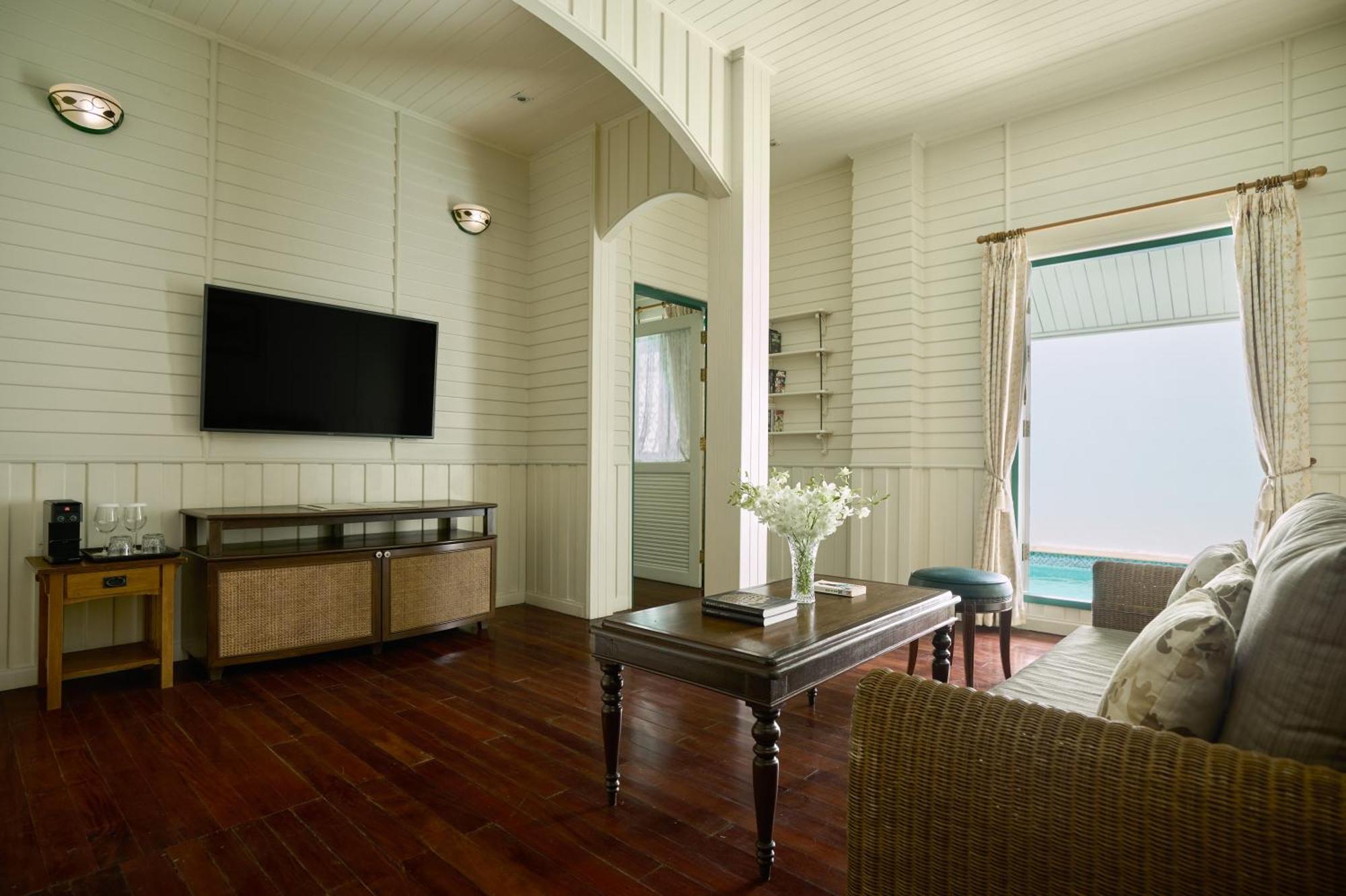 Kalanan Riverside Resort Nonthaburi Extérieur photo